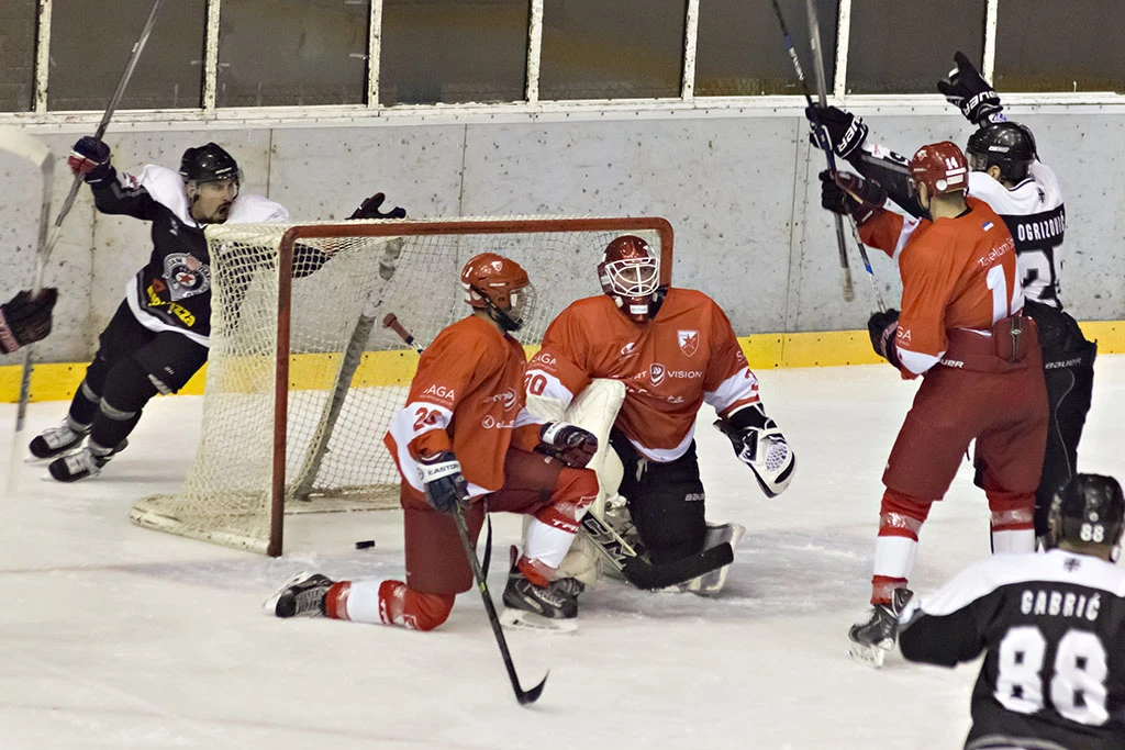 Prva pobeda u finalu plejofa 2016